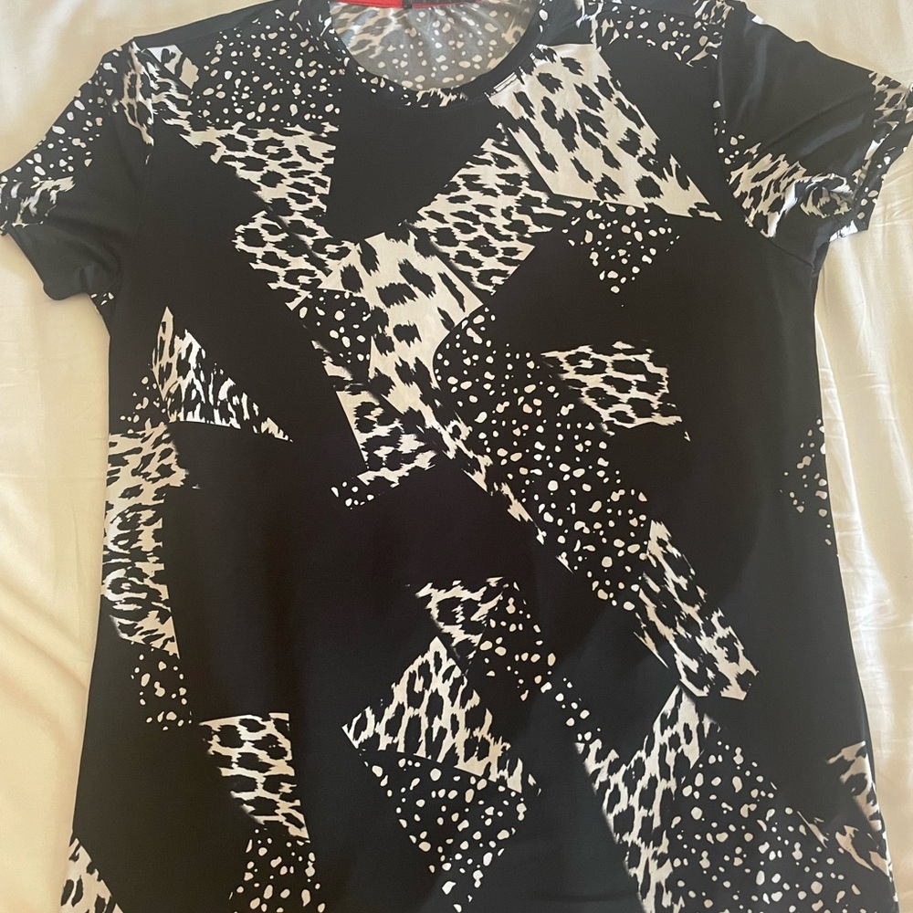 Black shirt with cool white design